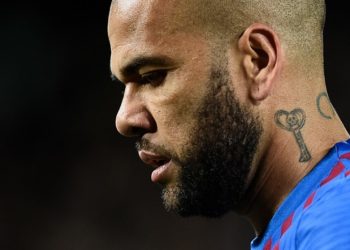 Daniel Alves pode deixar prisão hoje se pagar fiança de 1 milhão de euros