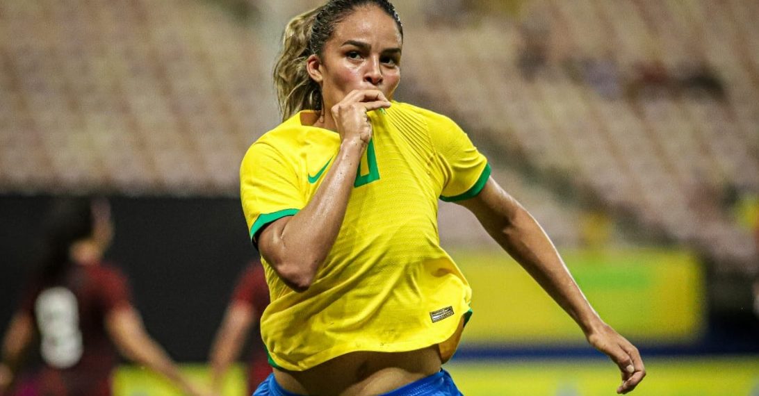 Seleção feminina chega à final da Copa