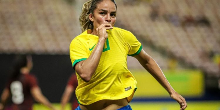 Seleção feminina chega à final da Copa