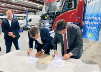 Governador assina acordo para impulsionar tecnologias com hidrogênio verde