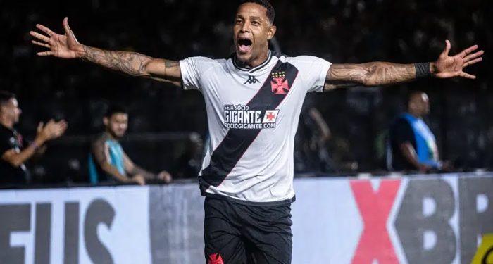 Em dia de homenagens a Dinamite, Vasco bate o Grêmio e estreia com vitória
