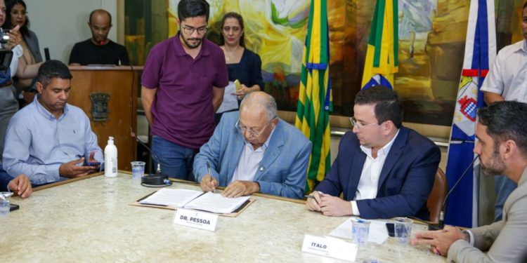 Prefeitura concurso público para Fundação Municipal de Saúde