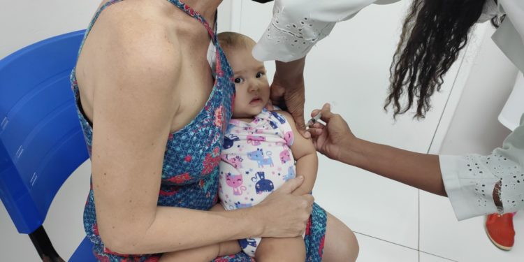 Teresina inicia segunda (27) campanha de vacinação contra a poliomielite