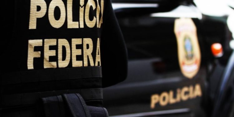 PF faz operação para prender 7 por desvios no fundo partidário e eleitoral