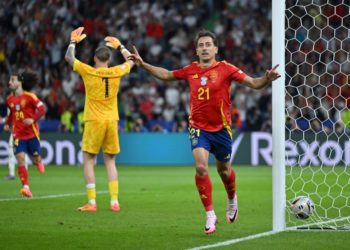 Espanha vence Inglaterra com gol no fim e é tetracampeã da Euro