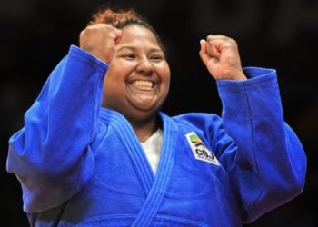 Bia Souza destaca importância do judô na forma como enxerga seu corpo: “Sou feliz assim, sou linda”
