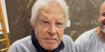 Morre o jornalista Cid Moreira, um dos rostos mais icônicos da televisão brasileira, aos 97 anos