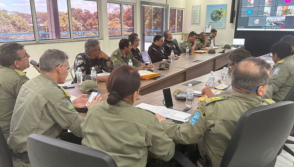 Tropas da PM que reforçarão a segurança nas eleições municipais viajam hoje (3)