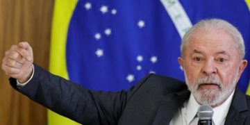 ‘Foi grave, mas não afetou nenhuma parte mais delicada’, diz Lula sobre acidente doméstico