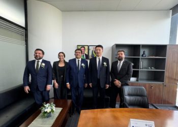 Governador inaugura escritório do Piauí na China e abre rodadas de negócios entre empresários piauienses e chineses