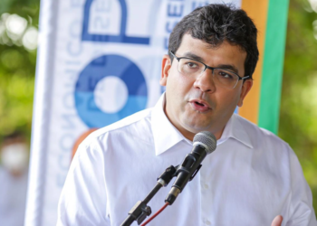 Governador participa de atividades do Dia do Piauí em Parnaíba e Teresina