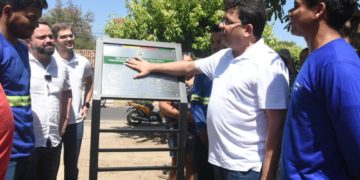 Rafael Fonteles entrega mais de 54 mil m² em asfaltamento de ruas em Piripiri