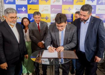 Governo do Piauí faz parceria com os Correios para distribuição de insumos para a Saúde e Educação