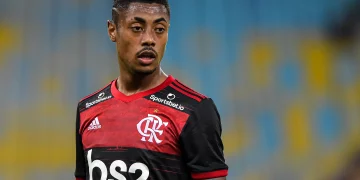 Alerta de empresa mostra nove apostas máximas em cartão de Bruno Henrique, do Flamengo, em espaço de três horas