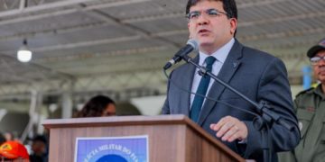 Governador promove 255 policiais militares e reafirma compromisso com a valorização da PM-PI