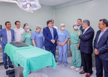 Governador entrega reforma do Hospital da Polícia Militar, que passa a centralizar cirurgias ortopédicas