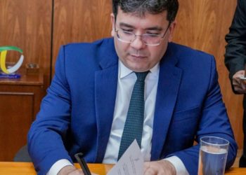 Governador assina contrato de R$ 2,5 bilhões para obras estruturantes no Piauí