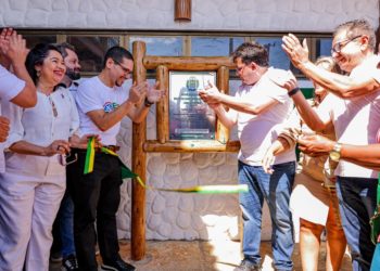 Rafael Fonteles inaugura revitalização da Lagoa do Portinho