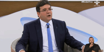 Destaque no PT e com alto índice de aprovação, Rafael Fonteles é entrevistado no Roda Viva