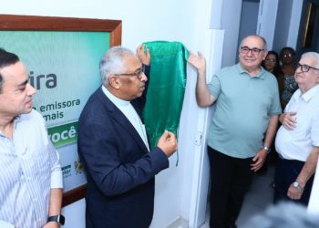 Rádio Pioneira de Teresina homenageia o arcebispo Dom Miguel Câmara