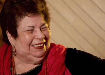 Corpo de Nana Caymmi é velado no Theatro Municipal do Rio