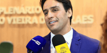 Alepi aprova projeto de Flávio Júnior que obriga ultrassom morfológico no pré-natal