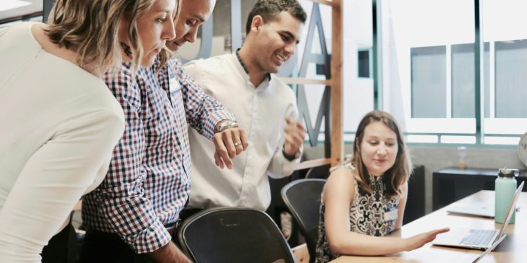 Radar salarial: remunerações para os mesmos cargos variam sensivelmente entre regiões do Brasil